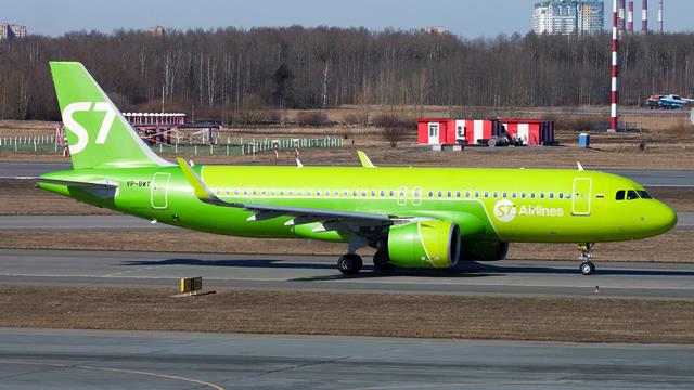 VP-BWT:Airbus A320:S7 Airlines
